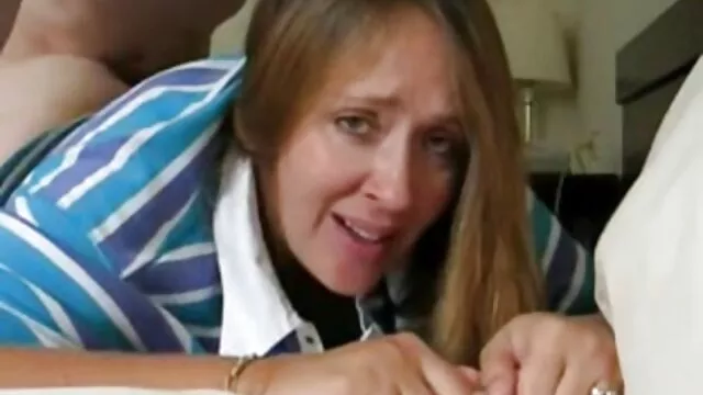 في سن المراهقة الأخت مقاطع سكسيه اجنبيه تيفاني مع زوجة أبيها