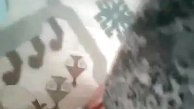 وهناك من افلام رومانسيه سكسيه اجنبيه الصعب على الأريكة