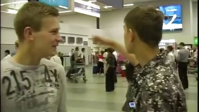 المثير كينا جيمس اريد مقاطع سكسيه اجنبيه رأى خيارا جيدا لجعل الحب مع سائق Keiran